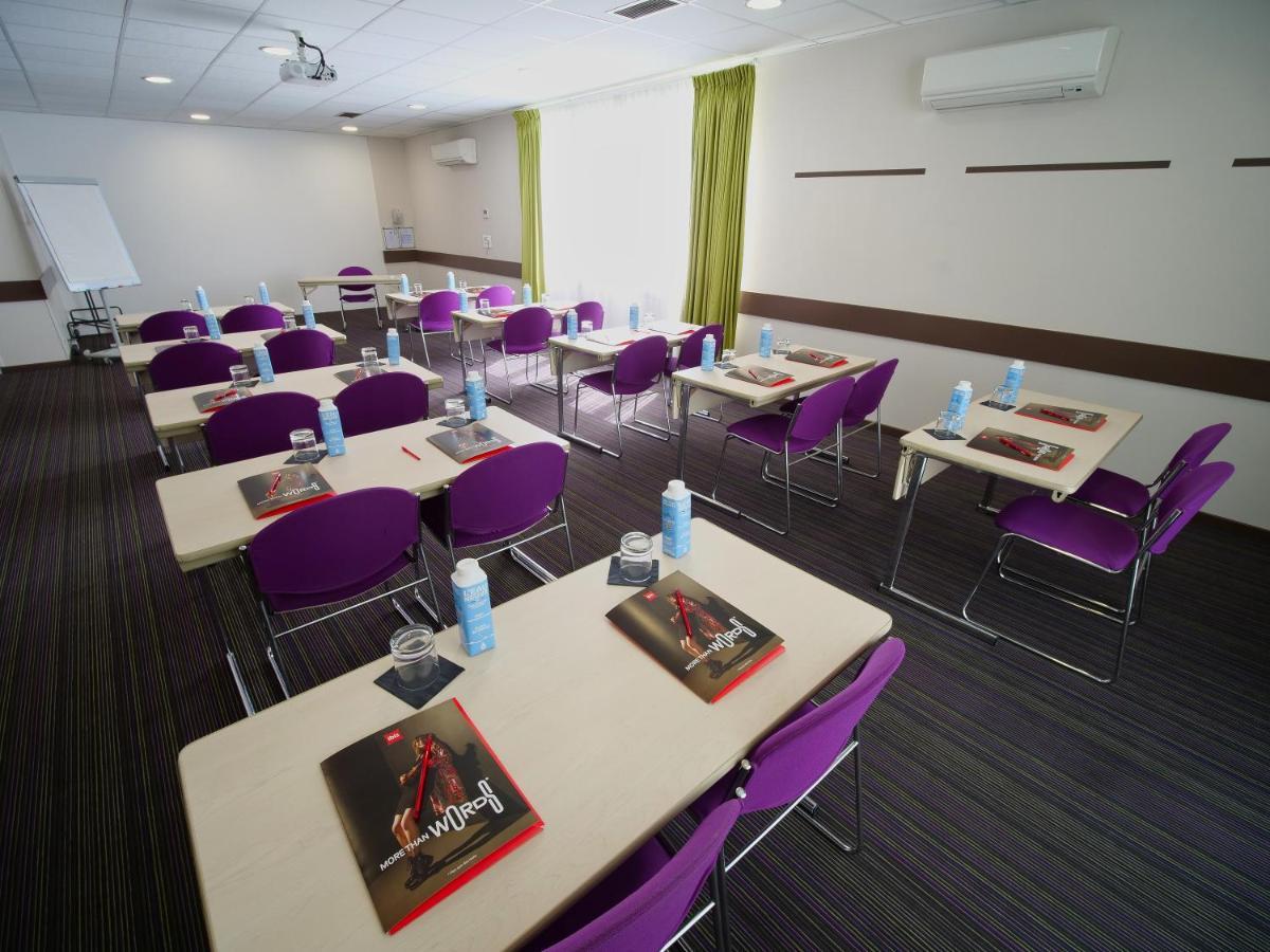 Ibis Chartres Ouest Luce Hotell Eksteriør bilde