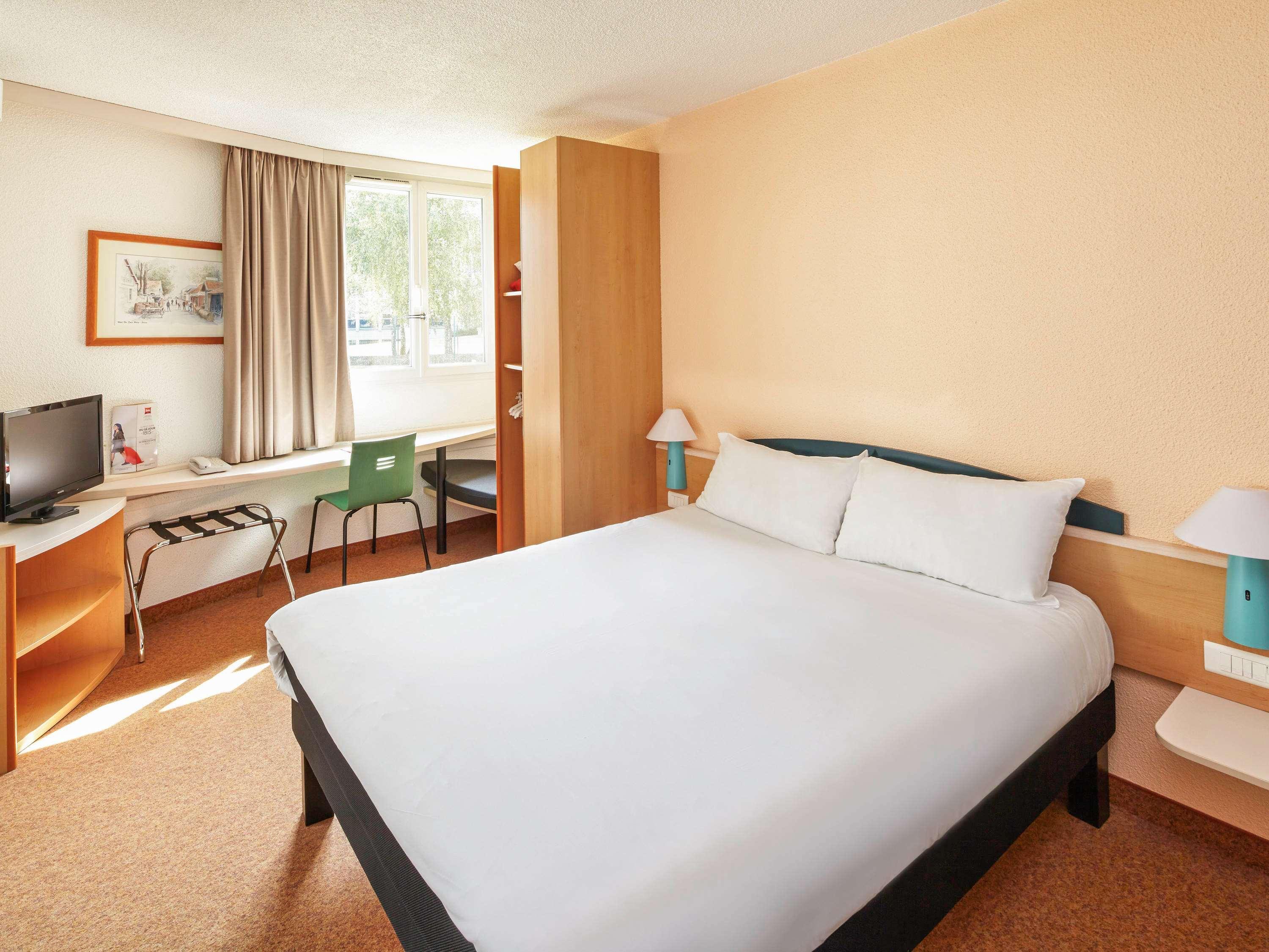 Ibis Chartres Ouest Luce Hotell Eksteriør bilde