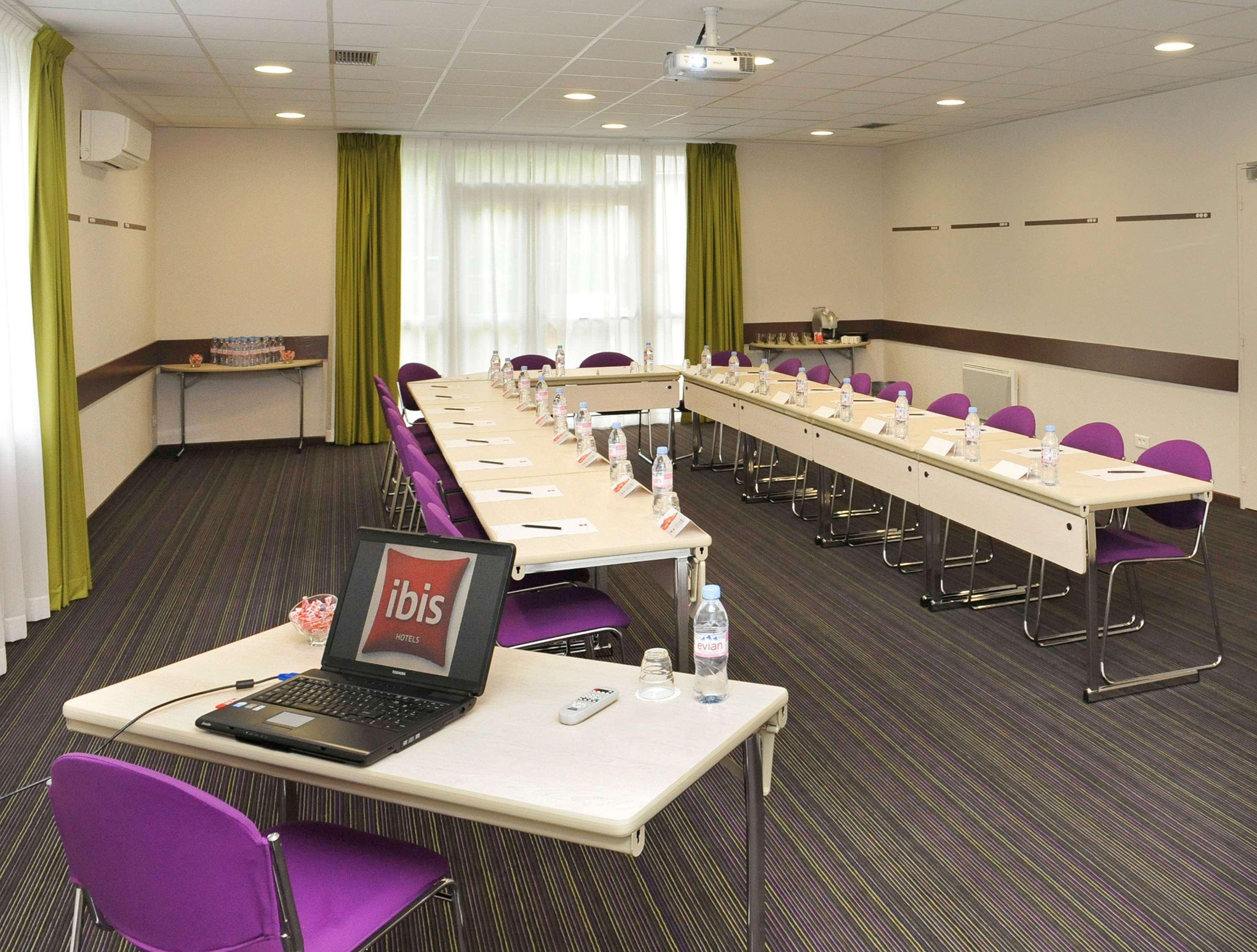 Ibis Chartres Ouest Luce Hotell Eksteriør bilde